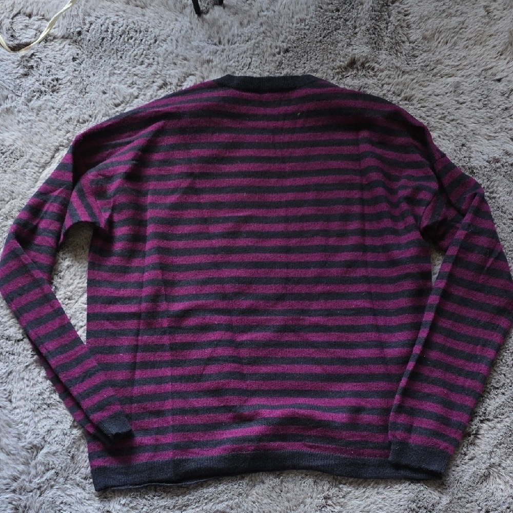 Vince Cashmere Purple and Purple Black Crewneck Sweater with Stripes Size M - Picture 4 of 9